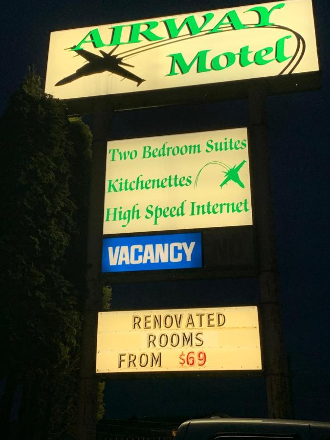 Cold Lake Airways Motel מראה חיצוני תמונה